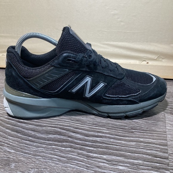 New Balance 990v5 Womens Size 10 Black Running Shoes Suede - Picture 6 of 10